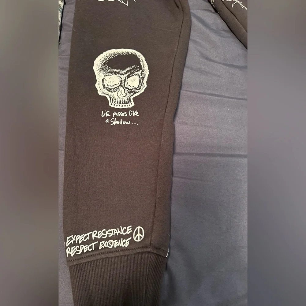 EUC~Ninth Hall Joggers - Picture 6 of 14